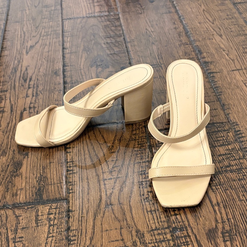 Women’s Strappy Block Heel Sandals - Beige